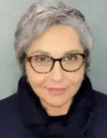 Попова Милана